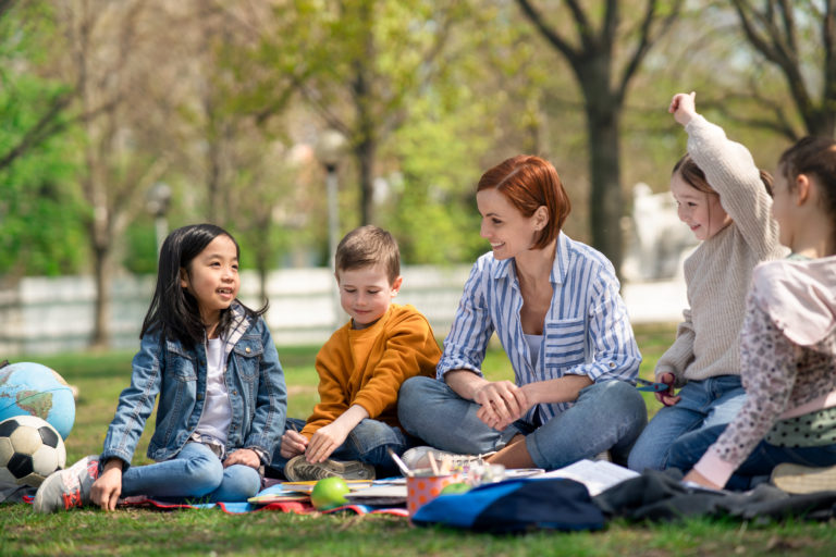 Explore Outdoor Homeschooling: A Fresh Take on Education